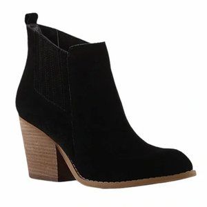 Lasso suede ankle boot from Crown Vintage